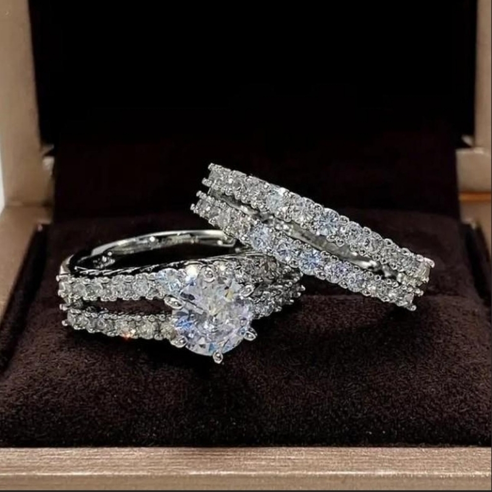 Classic White Cubic Zirconia Bridal Ring Set